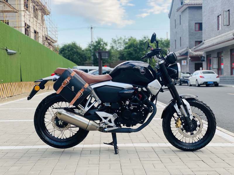 二手五羊本田鸷道 cb190ss