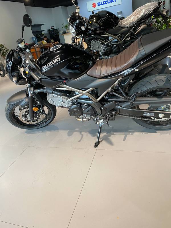 铃木sv650x进口大贸是有多香来看看