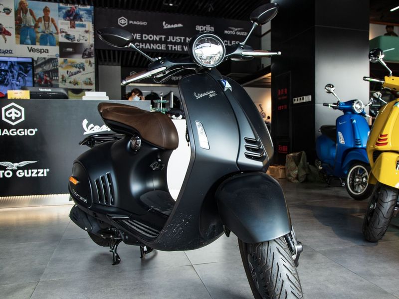 来自意大利的尊贵,vespa946 armani实拍