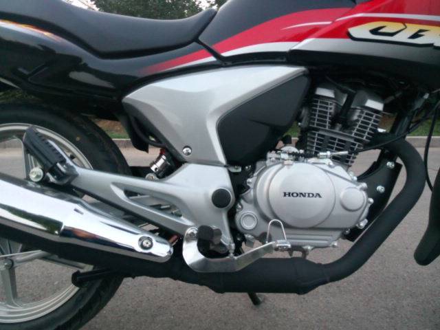 品味经典摩旅名车本田cbf150大战鹰