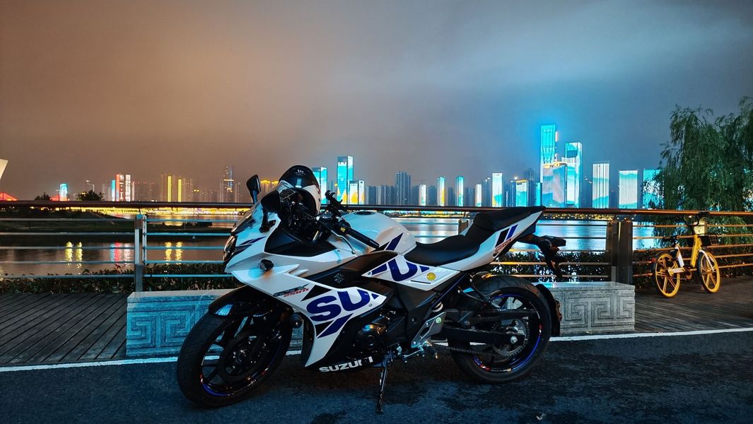 豪爵铃木gsx250ra提车经历及个人感想