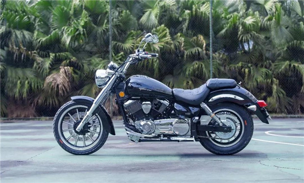 复古试驾(五)国产v缸-力帆v16,摩托范-哈罗摩托