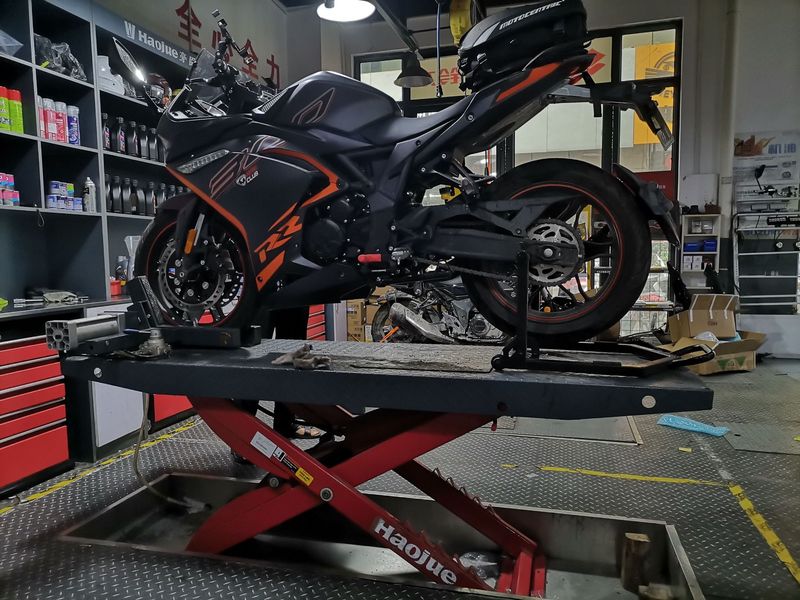 新手小白第一款仿賽無極300rr