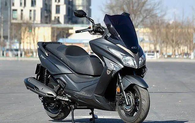 续航400km,适合诗和远方的4款大踏板!,摩托范-哈罗摩托