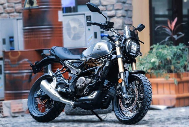 无极300ac攀爬版海外上市售价32万人民币排气竟没改