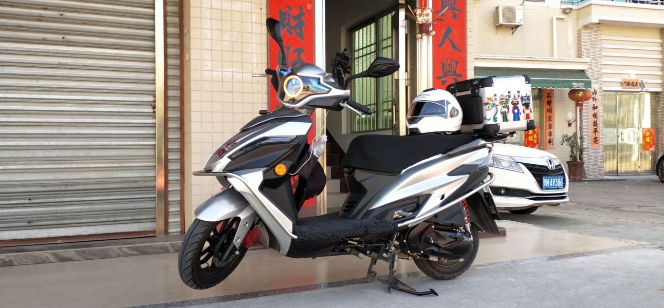 小踏板,闯关东(豪爵usr125),摩托范-哈罗摩托