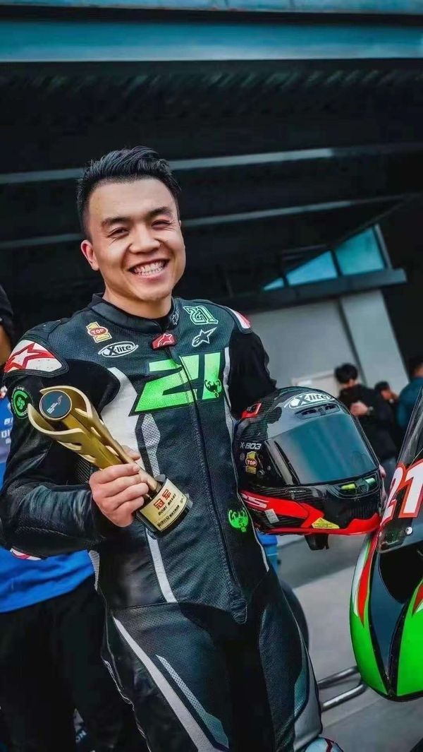 赛车手马赛因事故离世