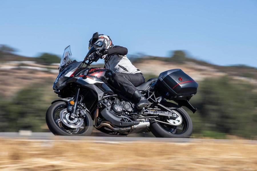 中排量越野旅行摩托川崎versys650双缸水冷60马力