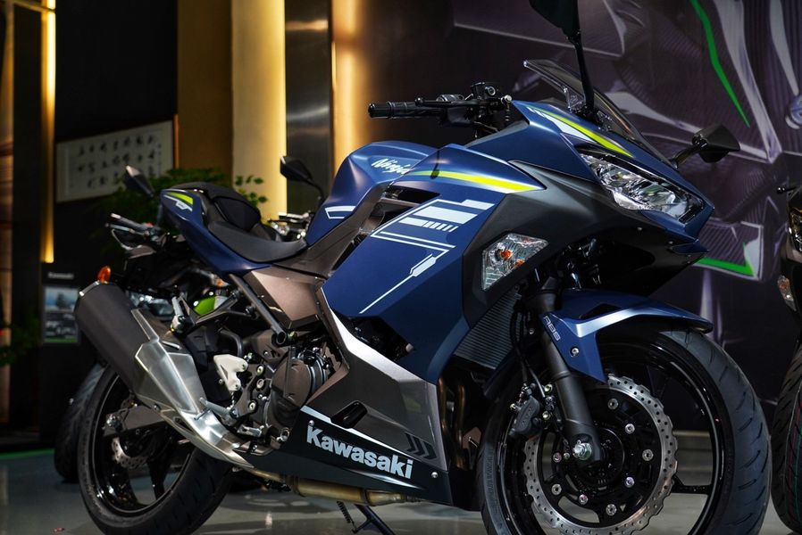 雅马哈r3对川崎ninja400能构成威胁吗