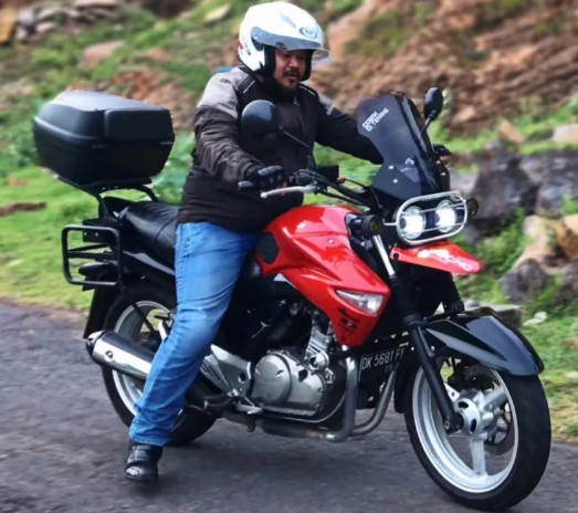 神车豪爵铃木gw250改装鉴赏.