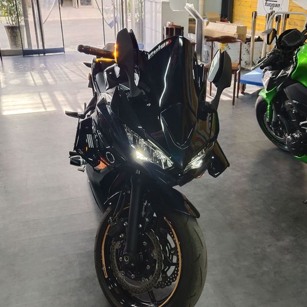 川崎ninja650提车到改装继上次这是台好车