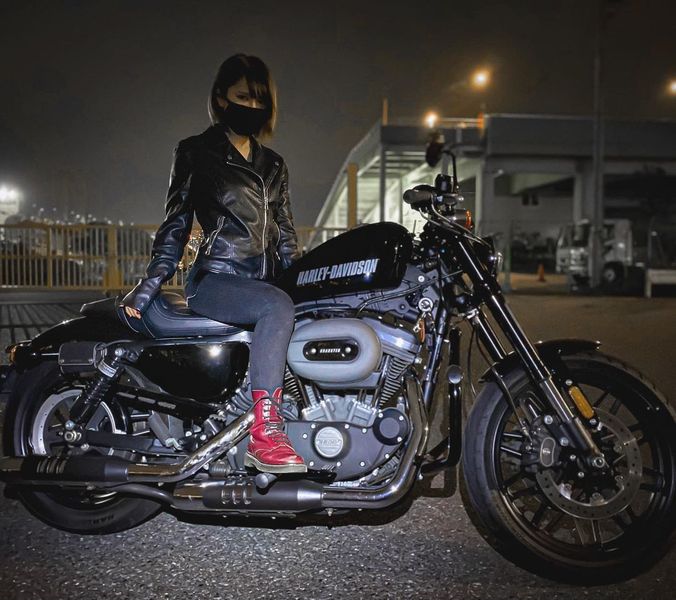 美女模特爱重机