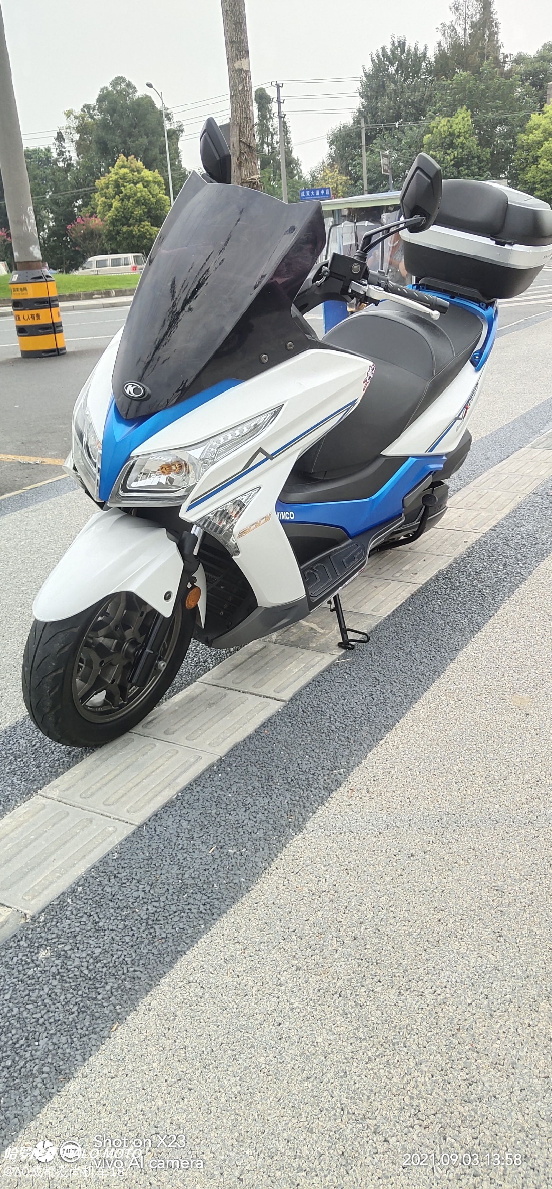 光阳赛艇300   骑行舒适大踏板  动力强劲 七千多公里二手车信息简介