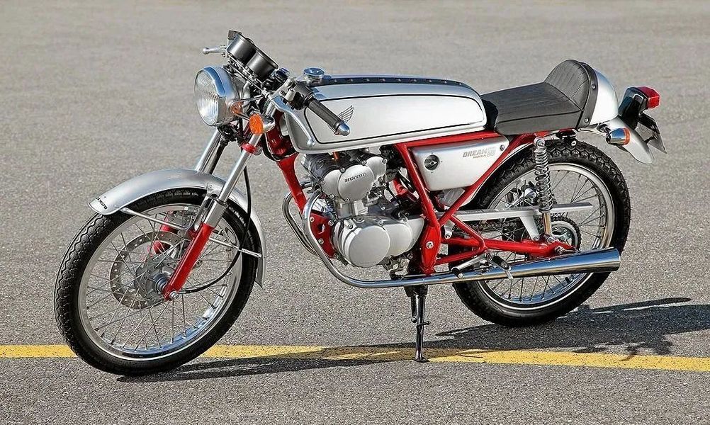 做个追梦人,本田经典车型—dream 50