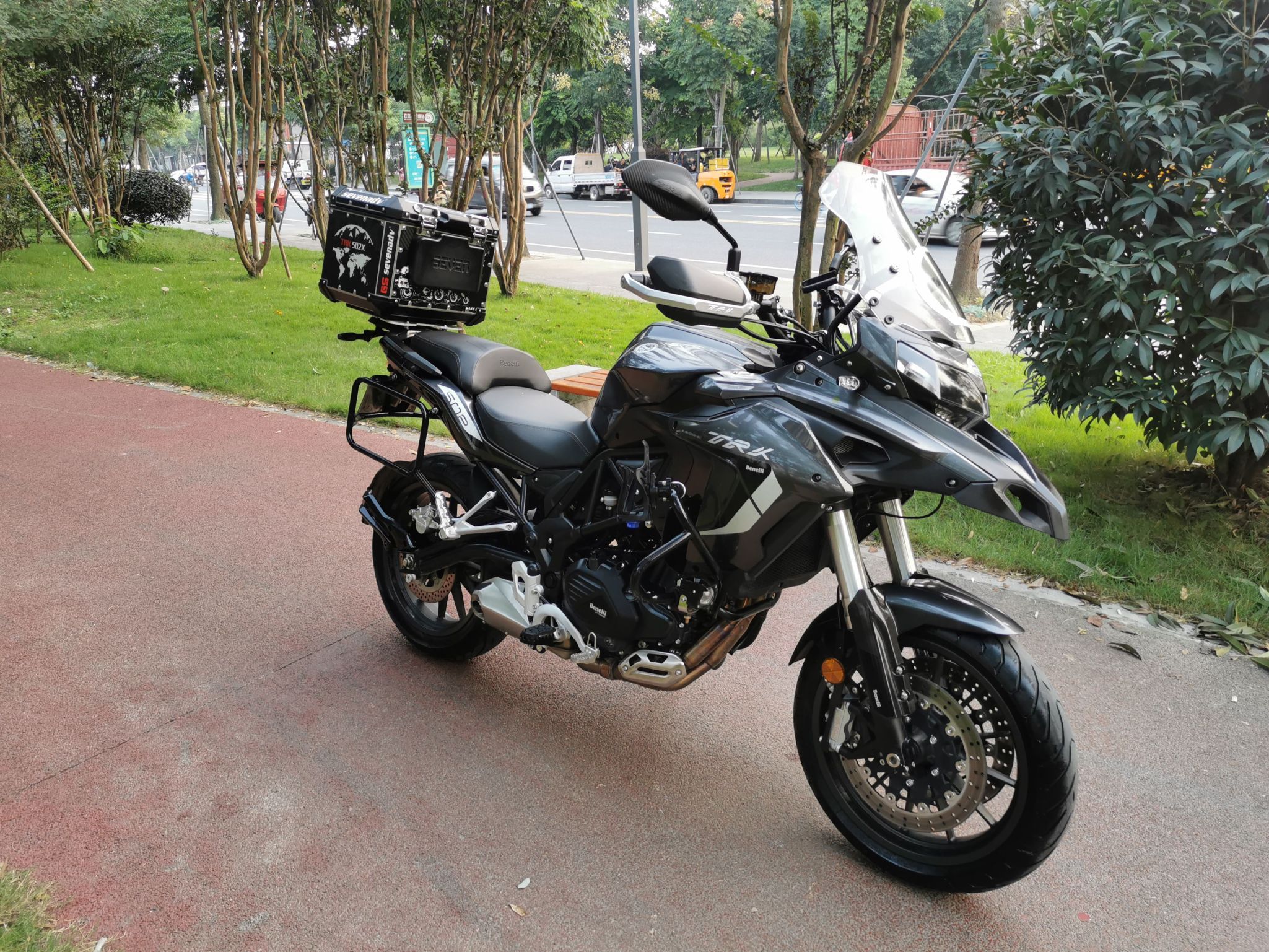 二手摩托车贝纳利 金鹏 trk502