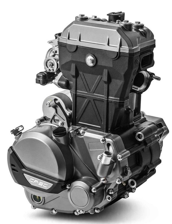 发动机新版春风250nk还是搭载原来那台250单缸水冷四气门发动机,不过