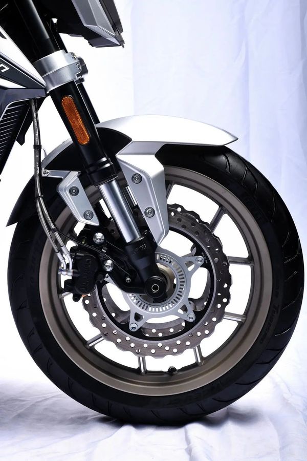 高金flame500 高清局部细节赏,国产做工精品!,摩托范-哈罗摩托