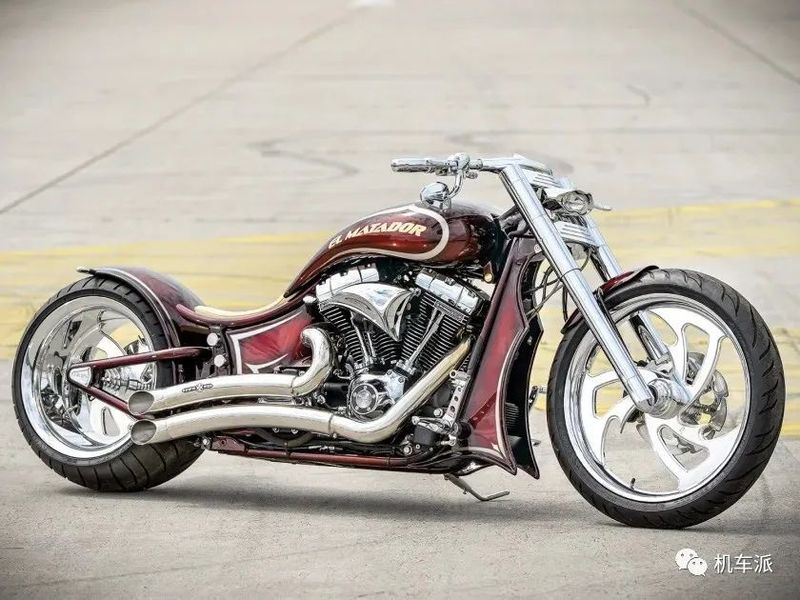 定制330大宽胎哈雷软尾司令定制欣赏