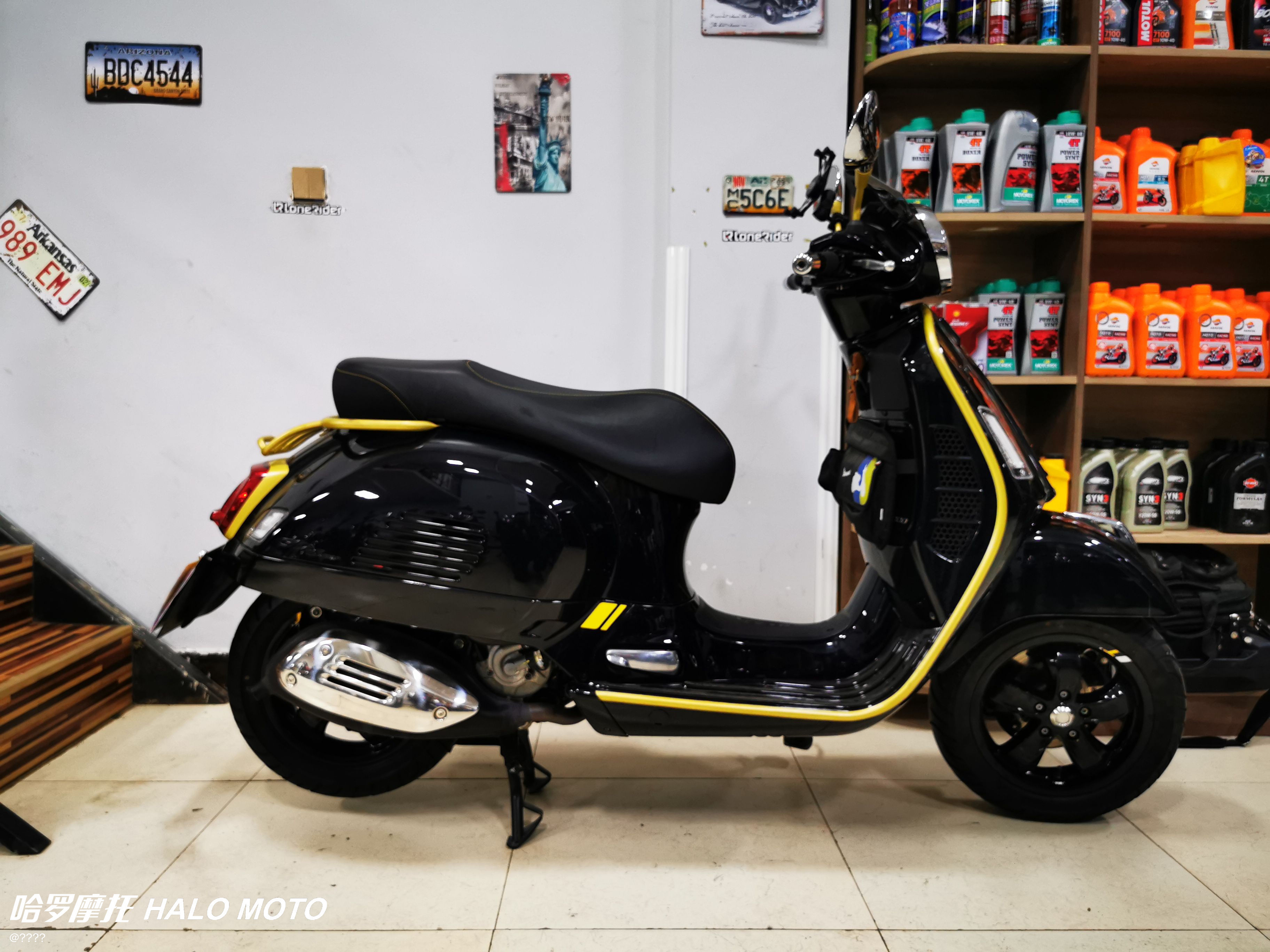 二手vespa gts 300 super摩托车