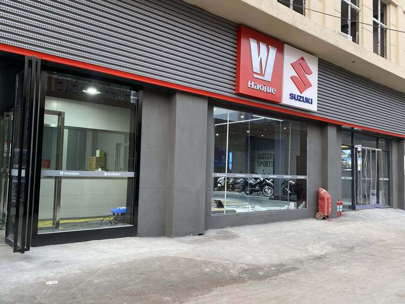 豪骑胜西安豪爵铃木土门精品店