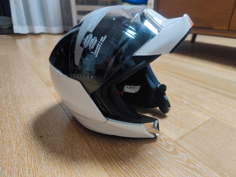 shark evojet 拆箱:最帅的揭面盔,不接受反驳!