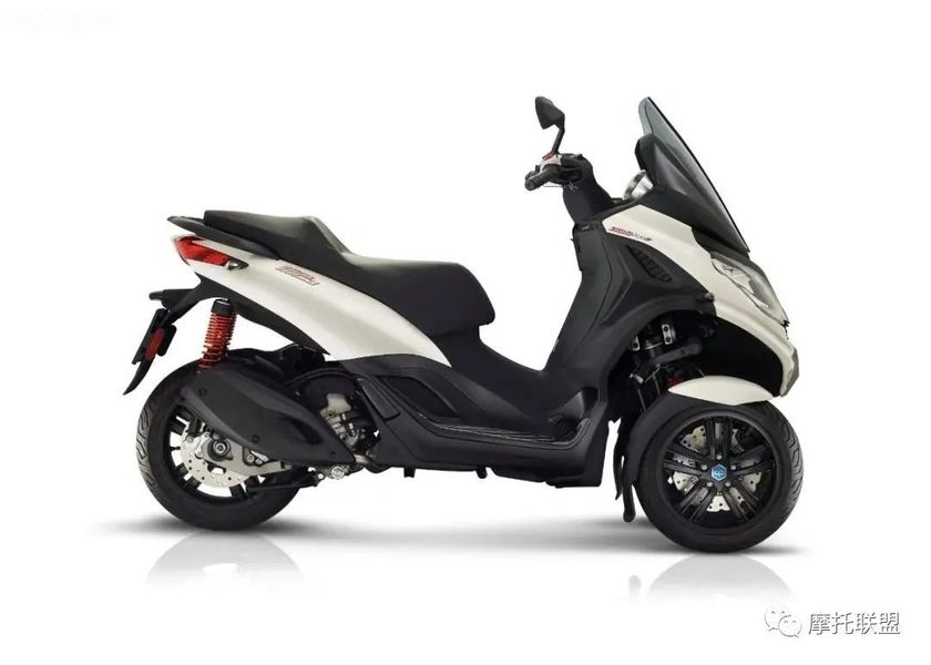 比亚乔全新mp3300hpesport倒三轮