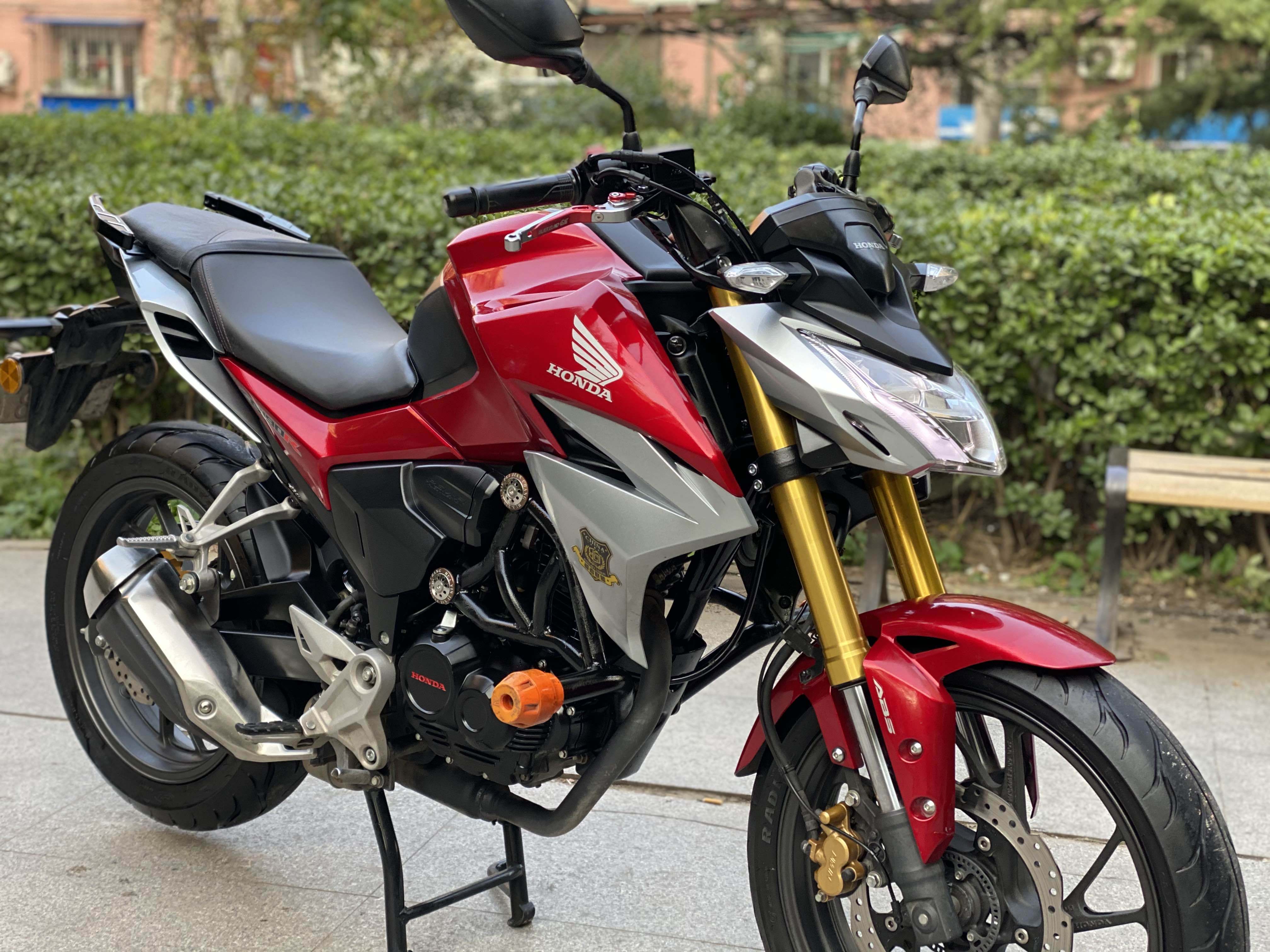 二手摩托车新大洲本田 cbf190r