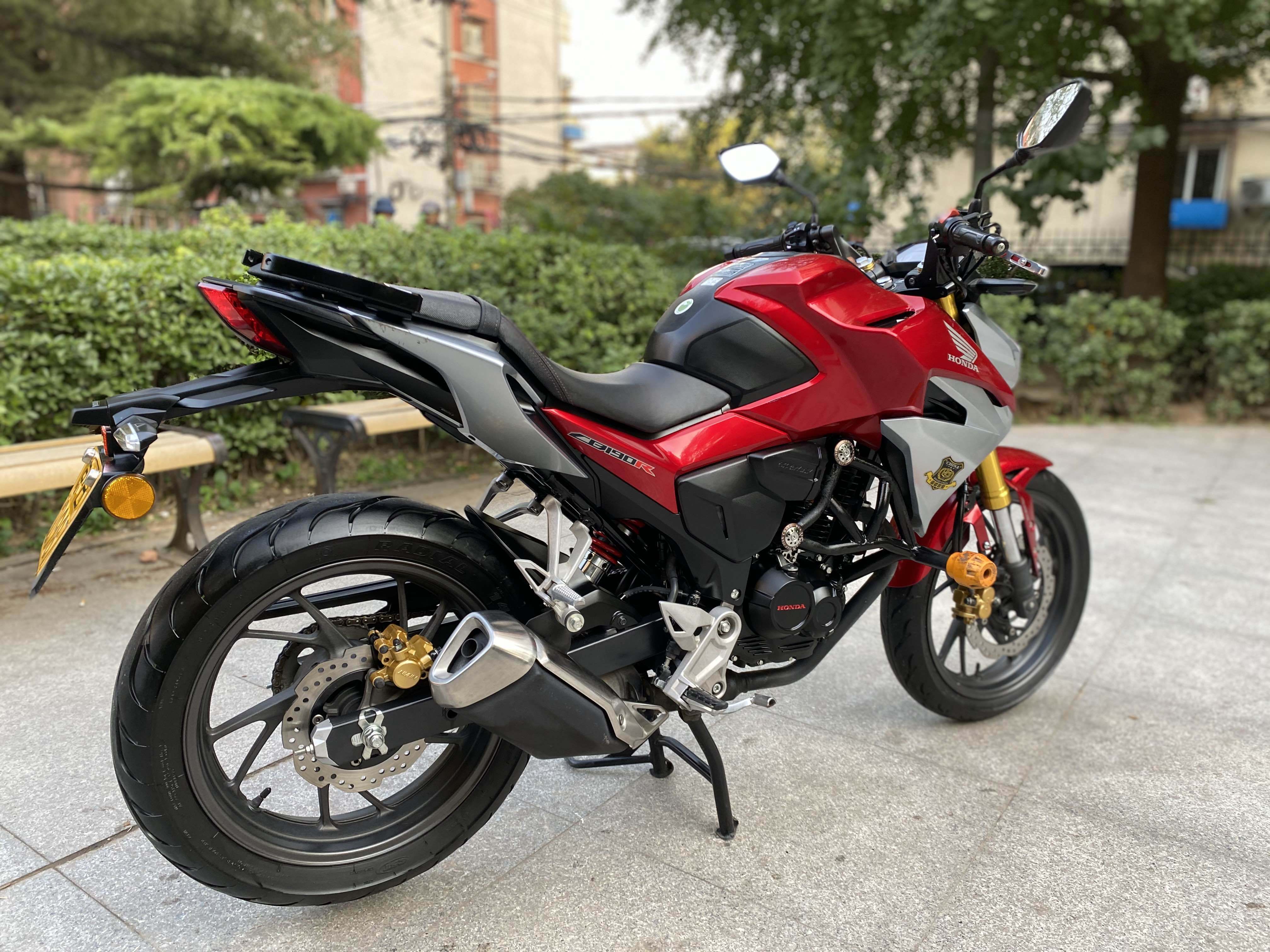 二手摩托车新大洲本田 cbf190r