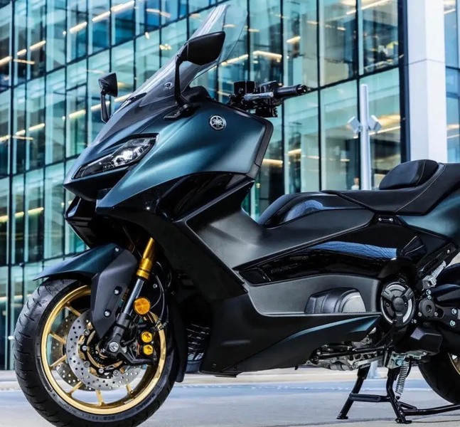 2022款雅马哈tmax全新改款,正式登场.