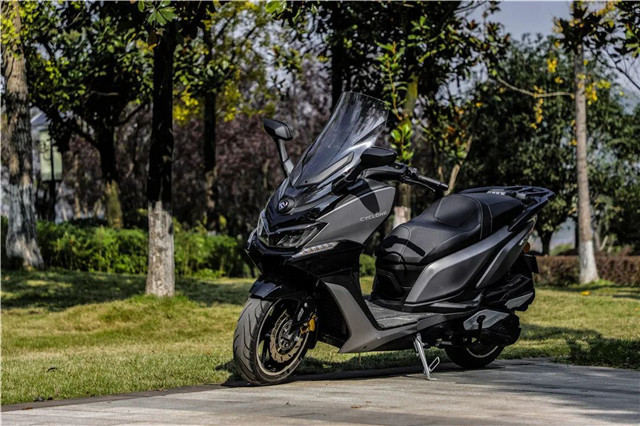 2万元级别踏板内卷,赛科龙rt3c静态解读