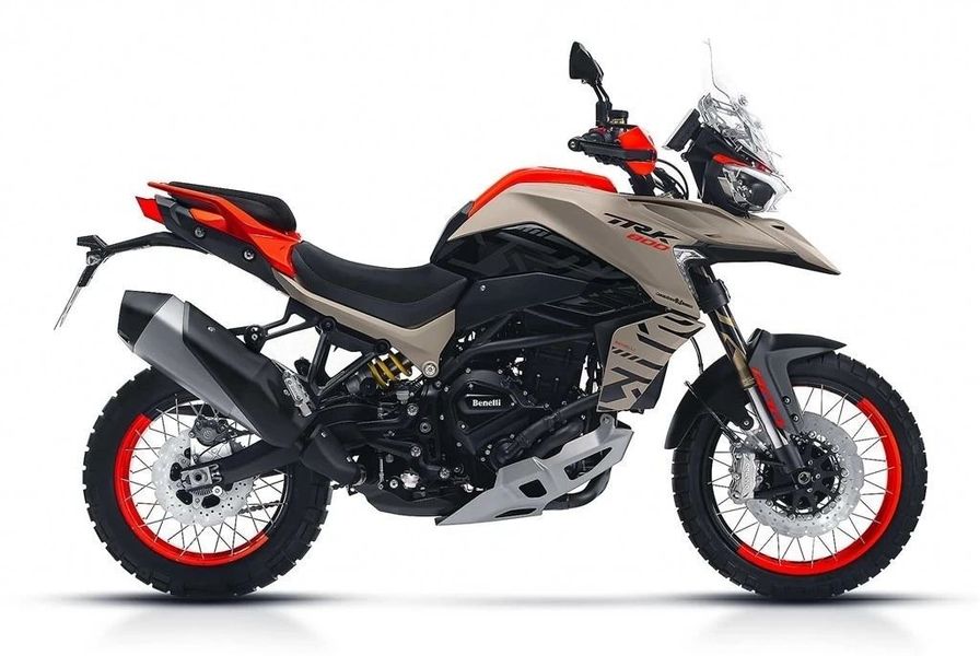 贝纳利trk800实车亮相