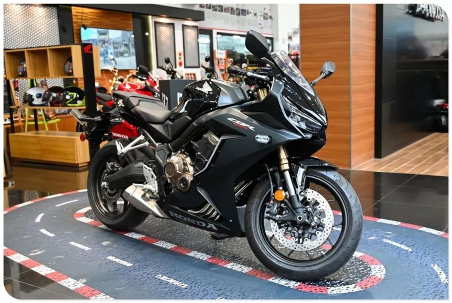 車主說車2021hondacbr650r公認的三大優點三大缺點