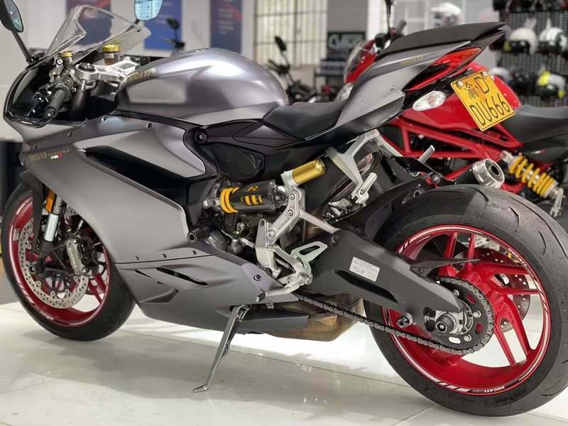 二手杜卡迪panigale 959