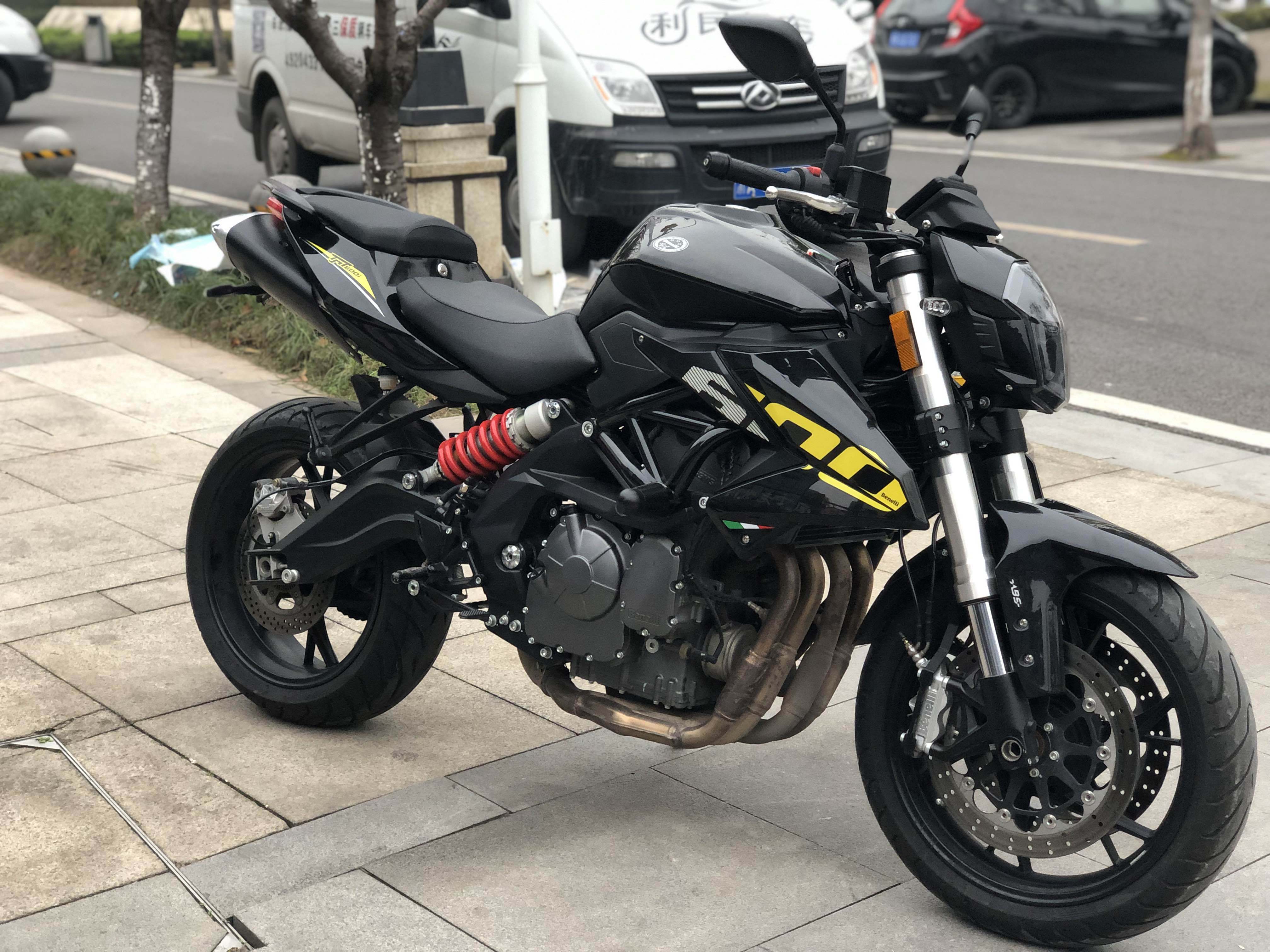 二手摩托车贝纳利 tnt 600i