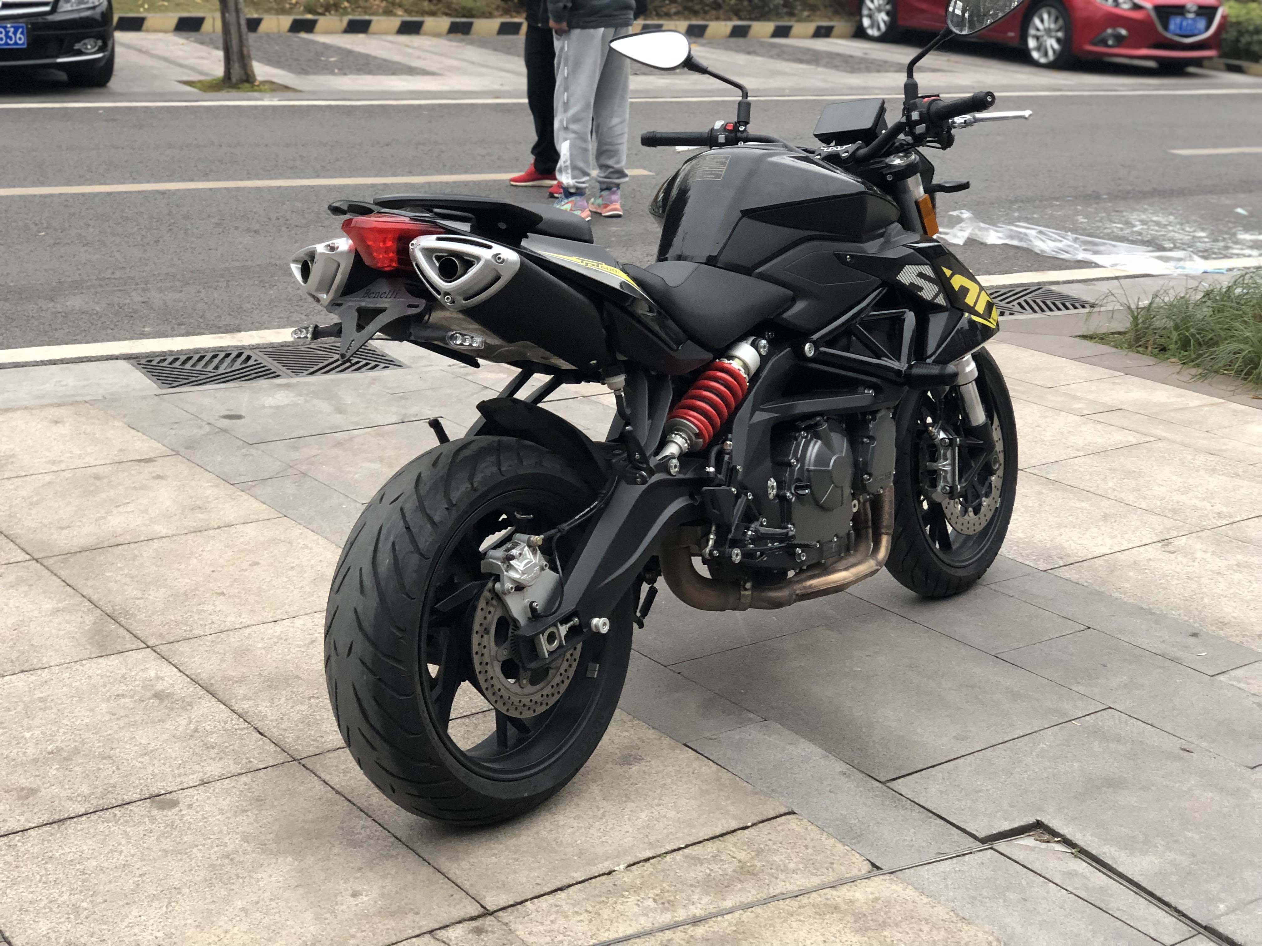 二手摩托车贝纳利 tnt 600i