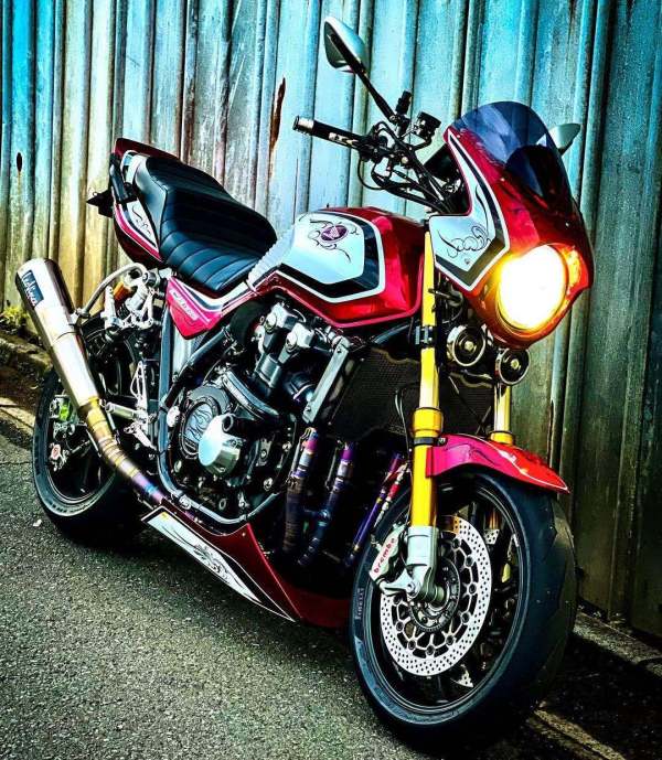 本田"十三姨"honda cb1300sf改装案例