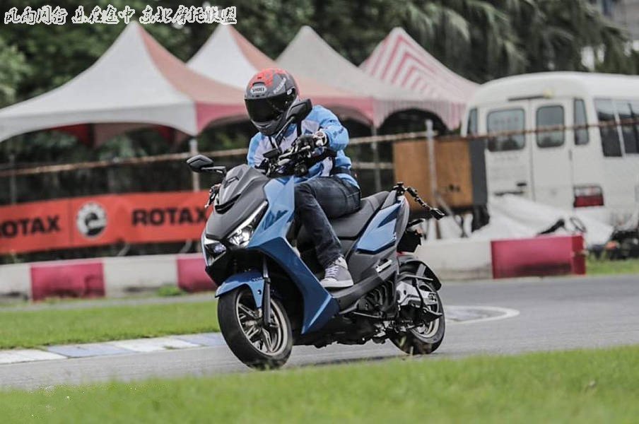 中小型踏板车光阳krv180有哪些过人之处