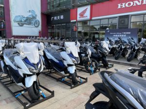 Honda Dream广州天骑