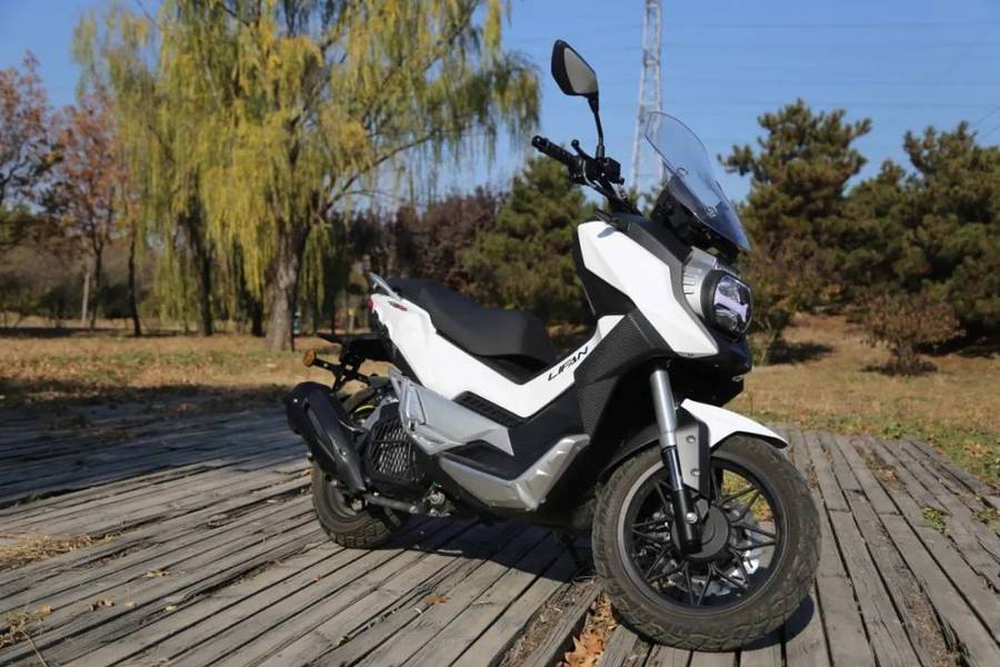 adv踏板推荐一力帆kpv150