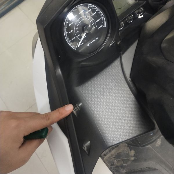 ct250解决电瓶亏电教程