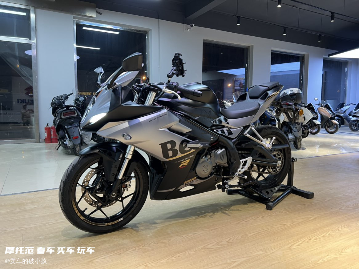 二手摩托车贝纳利 龙卷风 tornado 252r