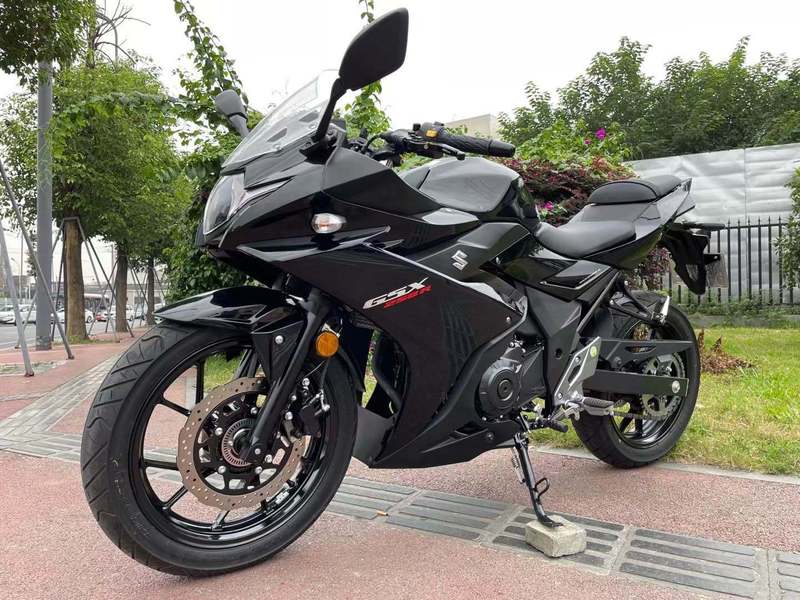 二手豪爵鈴木gsx250r