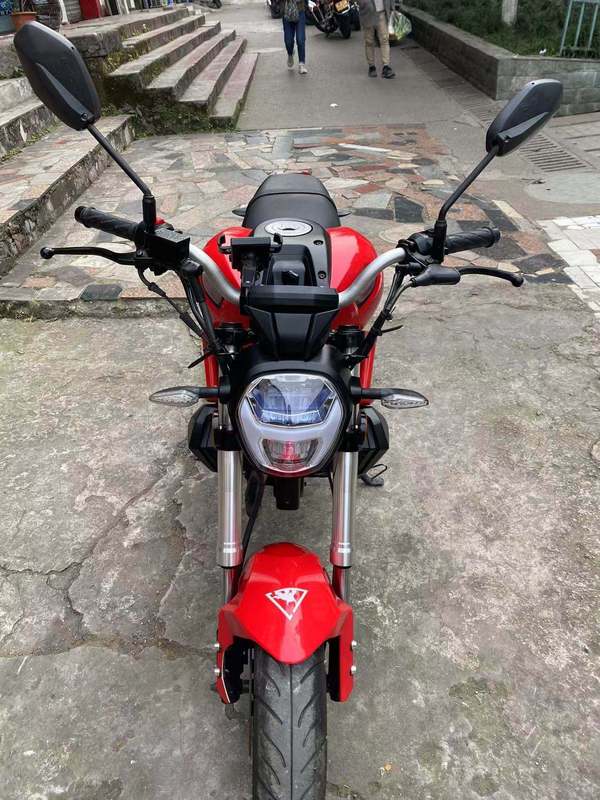 二手银钢小怪兽150