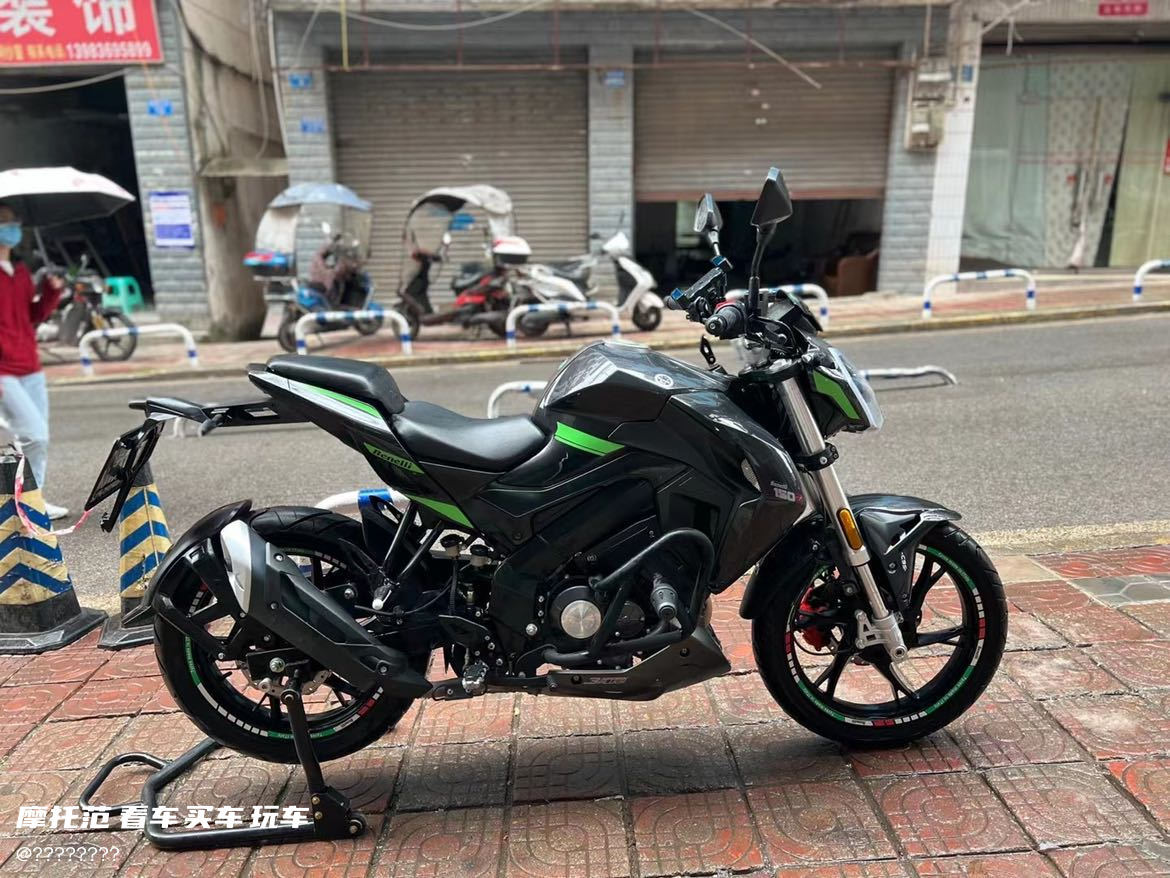 二手摩托車貝納利 小迅龍 bn150s