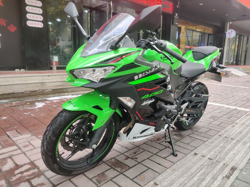 二手川崎ninja 400