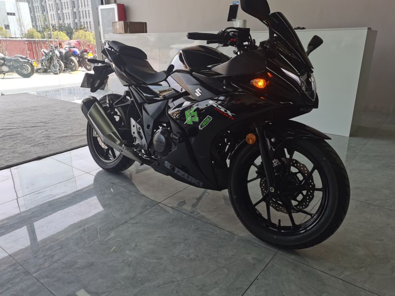 二手豪爵铃木gsx250r