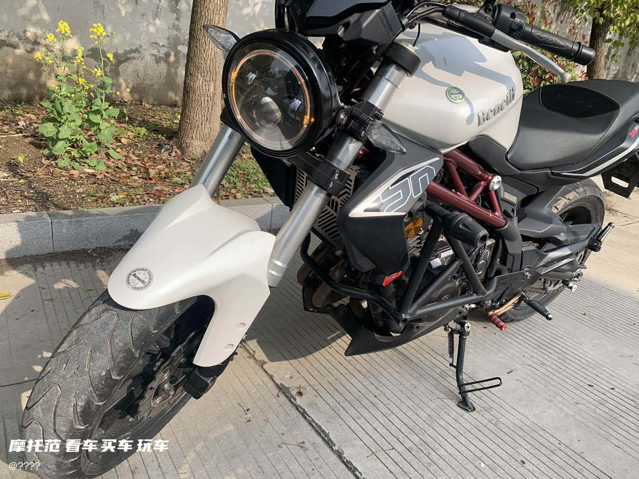 二手摩托车贝纳利 蓝宝龙 bn302s