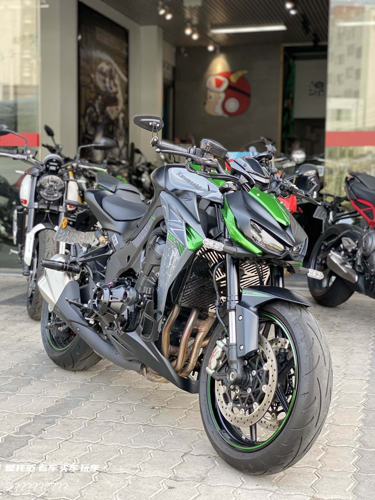 二手摩托车川崎 z 1000r