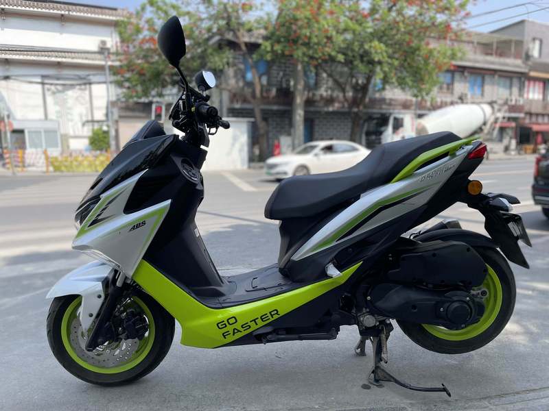 二手金城草蜢 150