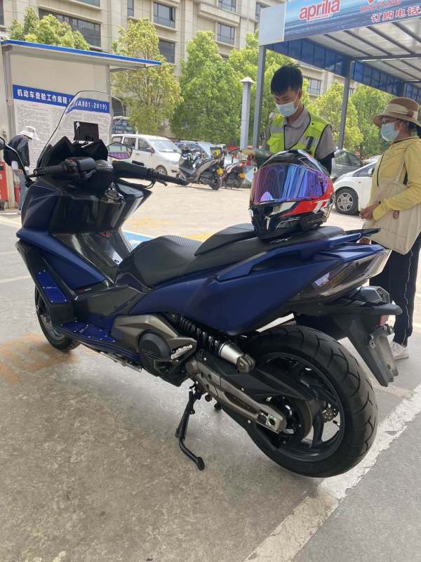 入坑光阳ak550,希望不后悔哈!